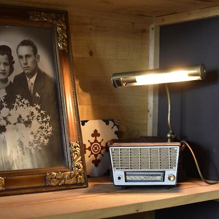 Hostal Can Maret Vilademuls エクステリア 写真